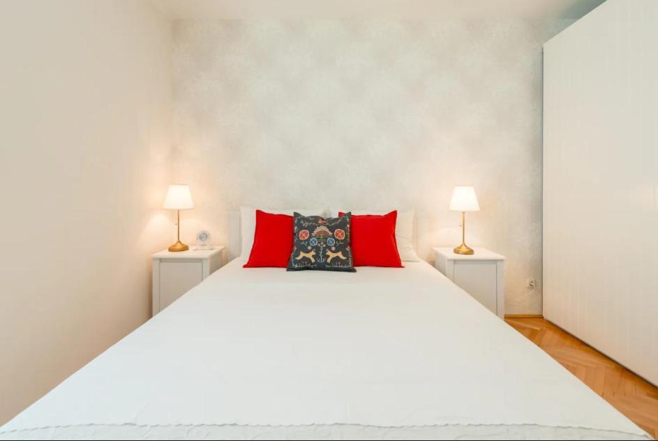 Asti Apartmán *